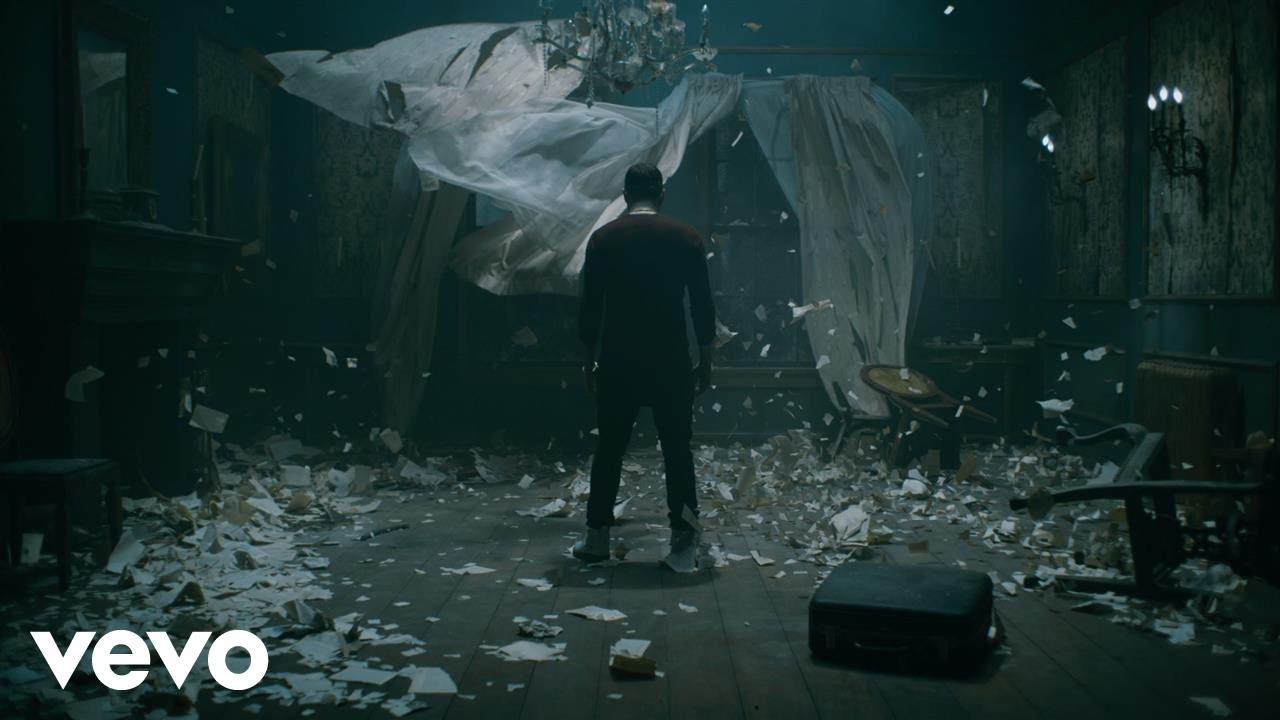 WATCH | Eminem’s Unhappy Valentine’s Day - 92.5 The Beat